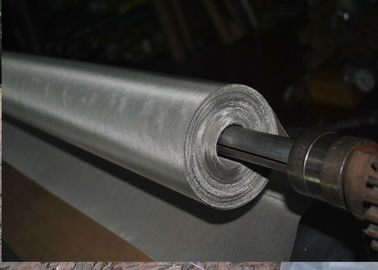 Stainless Steel Woven Wire Mesh Plain Weave Untuk Screening / Sieving 30-70m / Roll